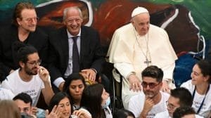 papa francisco y bono lanzan movimiento de defensa del medio ambiente
