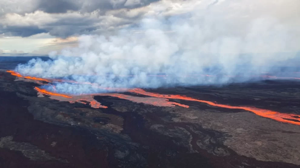 Volcán entra en erupción por primera vez en 38 años. 10 microsoftteams image 10
