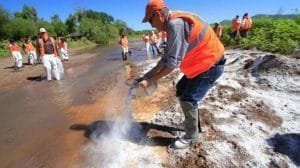 Derrame de contaminantes en el rio Sonora