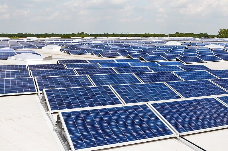 Beneficio de los paneles solares 10 Photovoltaik Dachanlage Hannover Schwarze Heide 1 MW