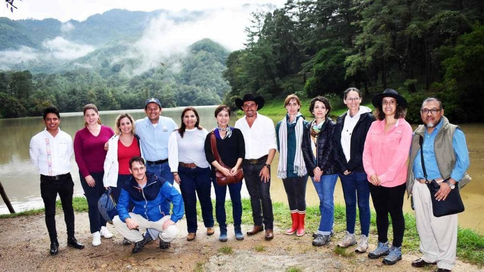 Tlatlauquitepec sede de reunion de cooperacion ambiental entre Mexico y Francia