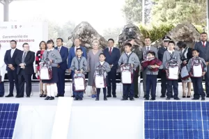 1 Implementa gobierno estatal energias limpias y renovables en instituciones educativas