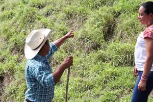 FOTO SEMBRANDO VIDA 4