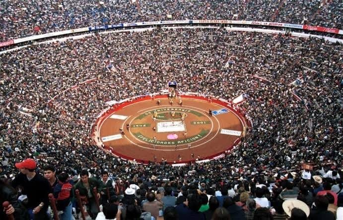 Protestas antitaurinas en la reapertura de la Plaza México 10 GE 4OvqXoAAmZyr
