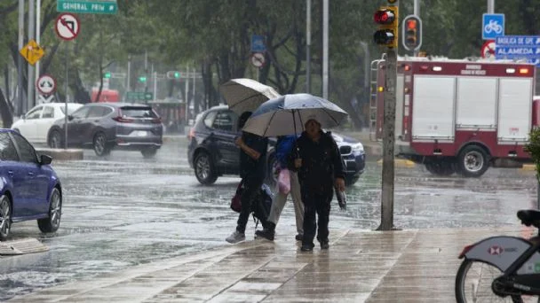 De ola de calor a lluvias torrenciales: el clima extremo que afectará a México esta semana 10 De ola de calor a lluvias torrenciales: el clima extremo que afectará a México esta semana