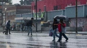 Alerta meteorológica: Lluvias torrenciales y vientos fuertes amenazan México