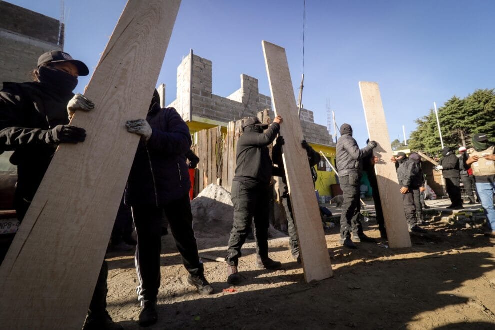 Operativo en Tlalpan asegura cientos de productos maderables y tablas ilegales