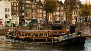 Ámsterdam verde: solo barcos eléctricos desde abril