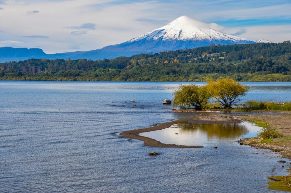 El lago Villarrica bajo amenaza: ¿podrá esta estrategia salvarlo?