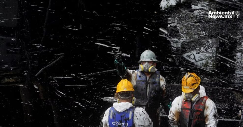 Ecuador en negro: El derrame que dejó cicatrices en ríos y mares