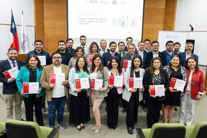 UCSC fortalece la implementación del acuerdo de Escazú 11 Portadahidroveruccof 670x445 1