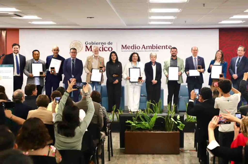 México honra a líderes ambientales con el Premio al Mérito Ecológico 11 Premio al Mérito Ecológico