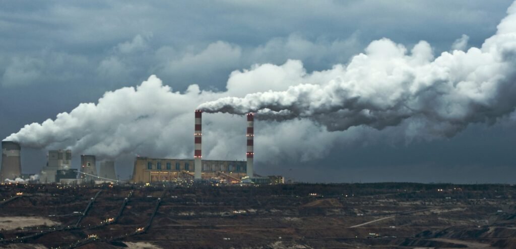 Los desafíos globales para sustituir las fuentes de energía fósil por energía limpia 11 energia