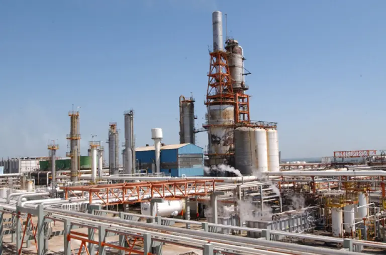 Pedreras y refinería mantienen operaciones a pesar de versiones de freno industrial en Nuevo León 12 image 909