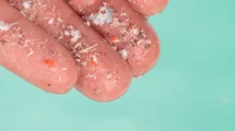 Influyen los microplásticos que respiramos en el clima?