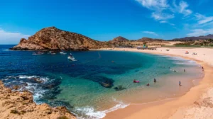 Alerta sanitaria en playas de México